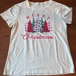 Cream Short Sleeve Merry Christmas Graphic Tee - Size Medium